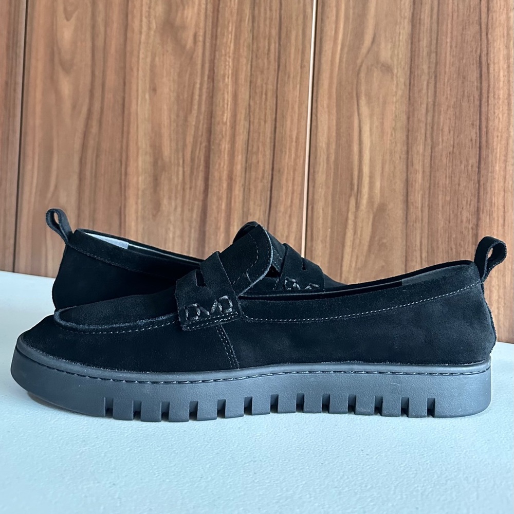 Vionic Uptown Loafer - black suede Size 11 - Picture 6 of 15